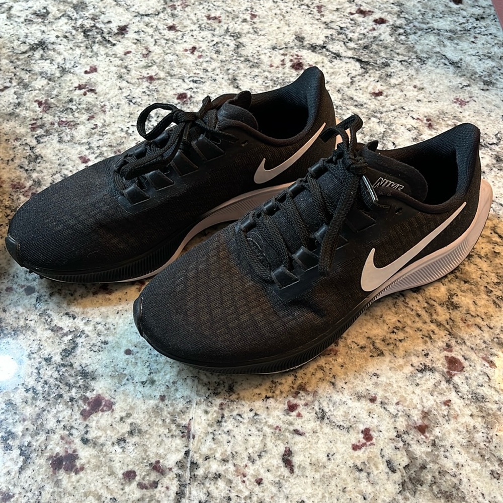 Nike Pegasus 37 Women’s Running Shoes